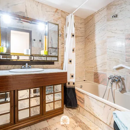 Mediterranean Way - Center Apartment